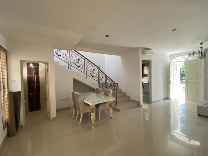 Rumah disewakan di Vassa Terrace Lippo Cikarang